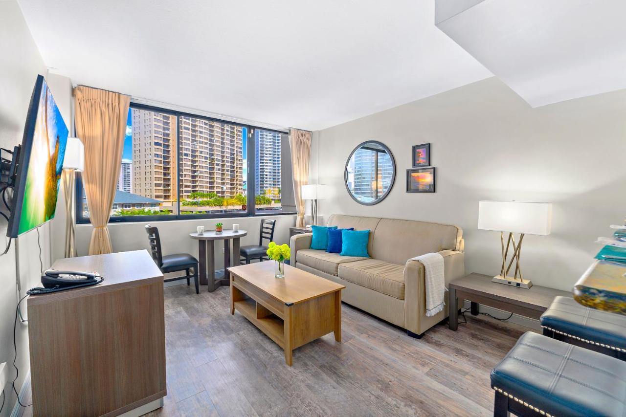Renovated With City View At Aqua Palms Waikiki ホノルル エクステリア 写真