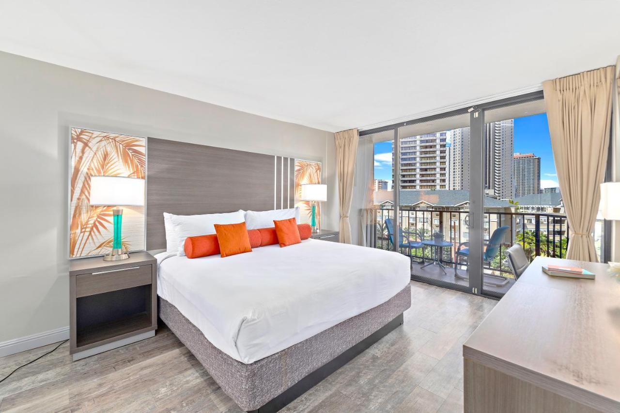 Renovated With City View At Aqua Palms Waikiki ホノルル エクステリア 写真