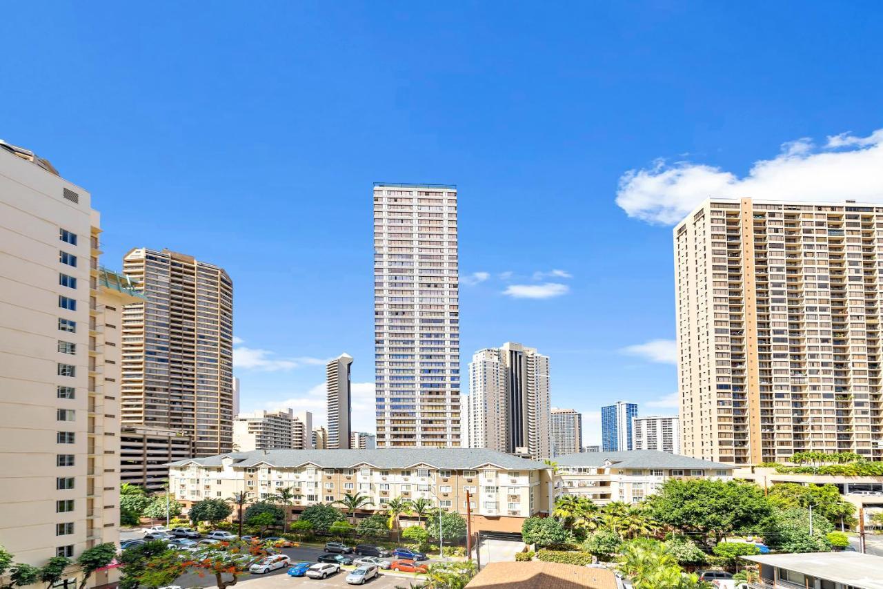 Renovated With City View At Aqua Palms Waikiki ホノルル エクステリア 写真
