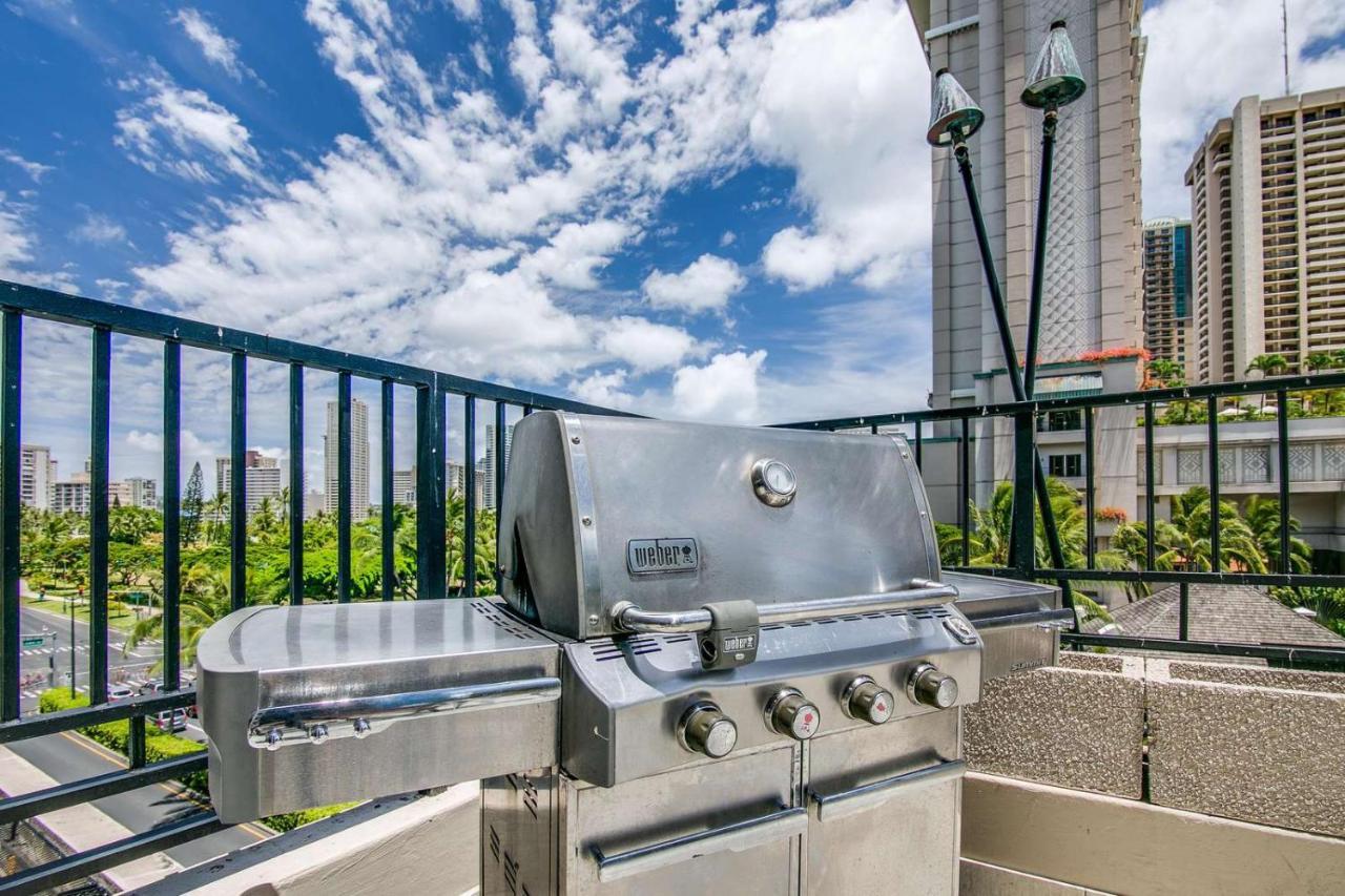 Renovated With City View At Aqua Palms Waikiki ホノルル エクステリア 写真