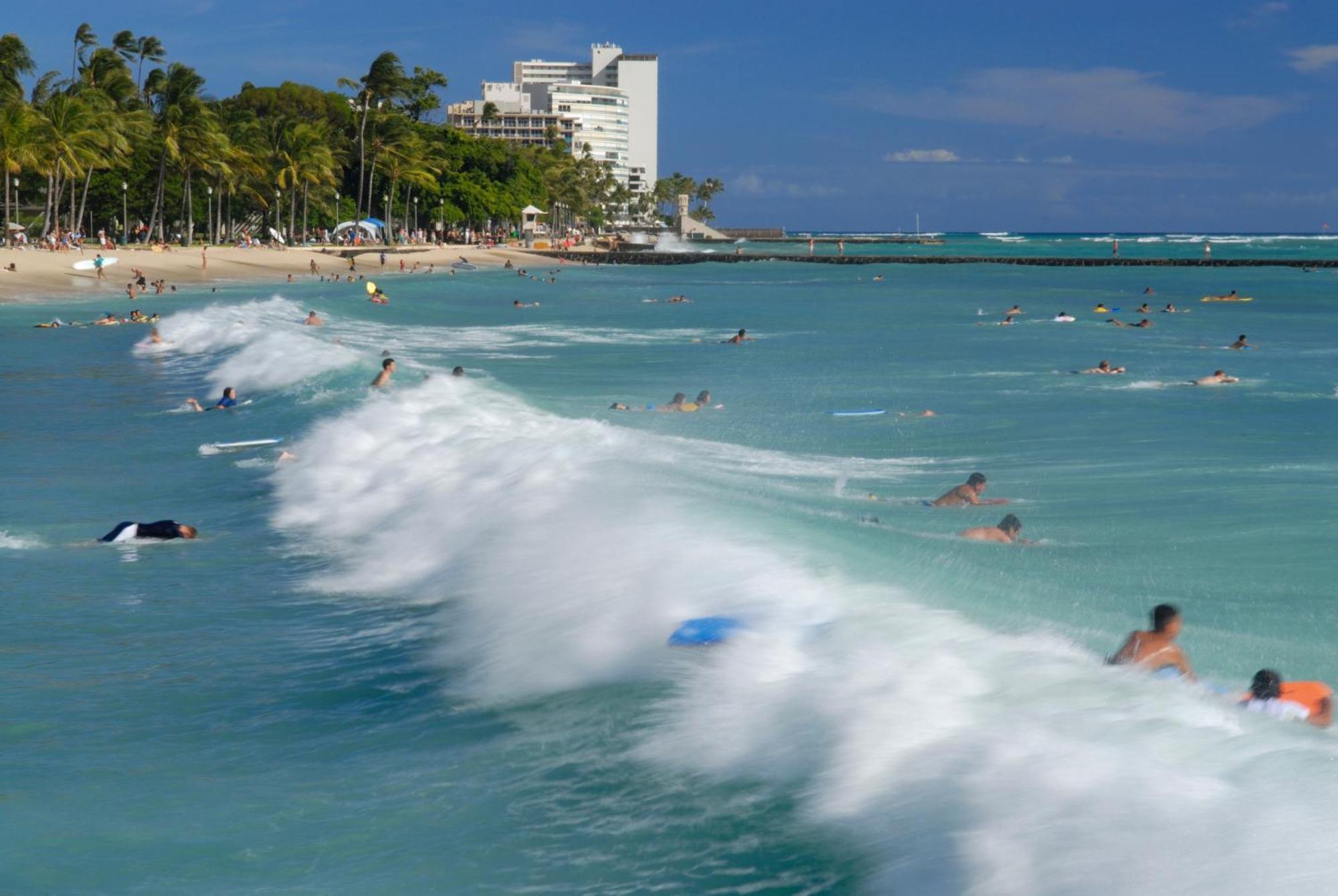 Renovated With City View At Aqua Palms Waikiki ホノルル エクステリア 写真