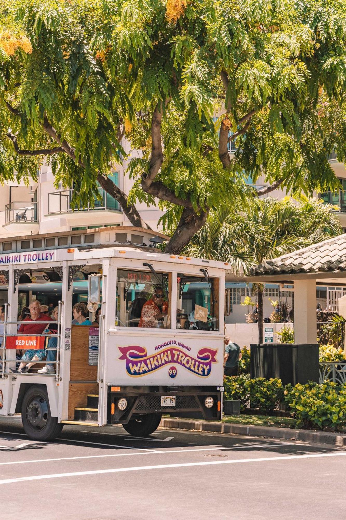 Renovated With City View At Aqua Palms Waikiki ホノルル エクステリア 写真
